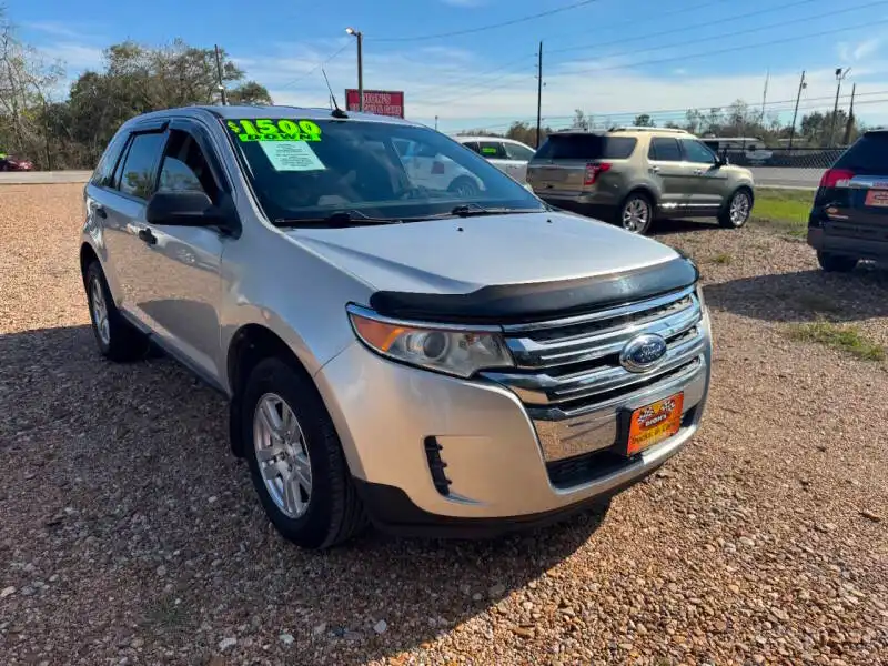 2011 Ford Edge SE's photo