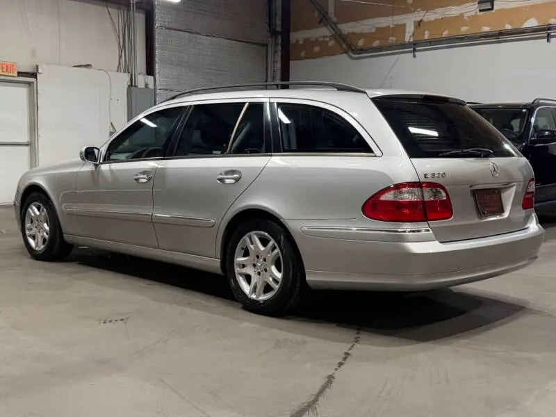 2004 Mercedes-Benz E-Class E320 photo 5