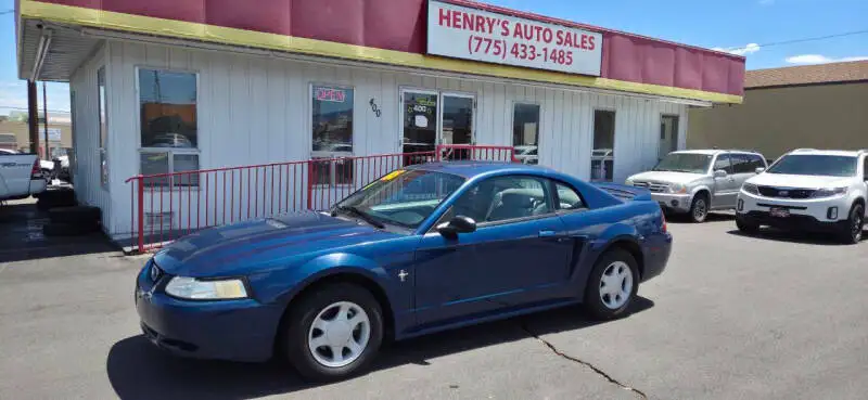2000 Ford Mustang Base's photo