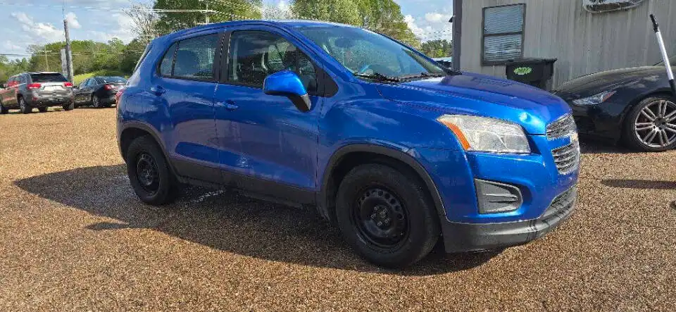 2016 Chevrolet Trax LS's photo