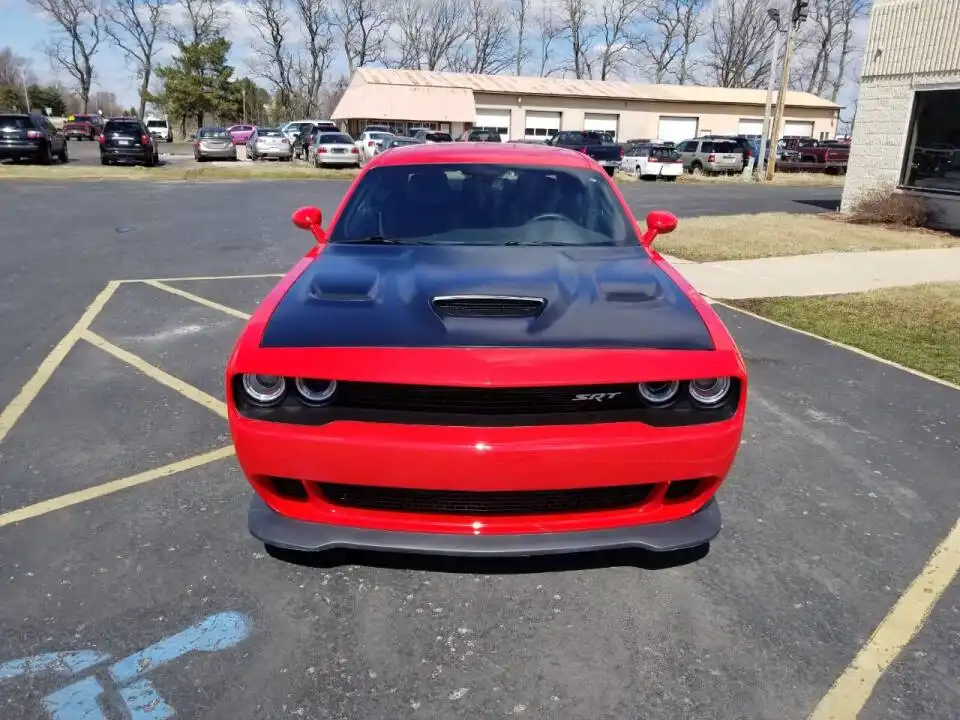 2016 Dodge Challenger SRT Hellcat's photo