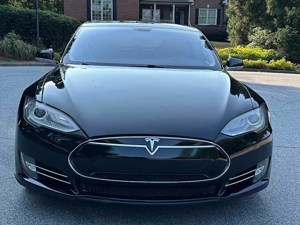 2013 Tesla Model S Performance photo 4