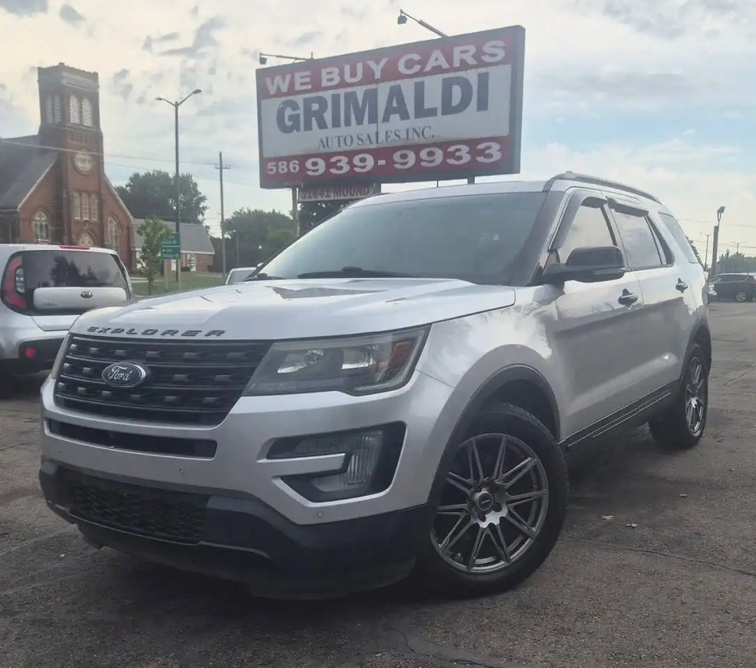 2016 Ford Explorer Sport 4WD's photo