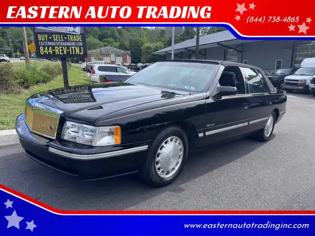 1998 Cadillac DeVille Base's photo