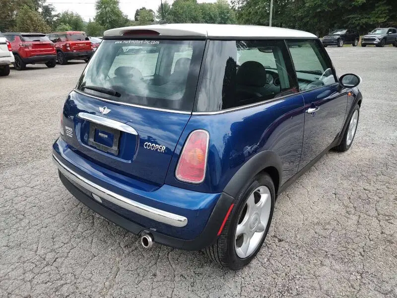 2003 MINI Cooper Cooper photo 5