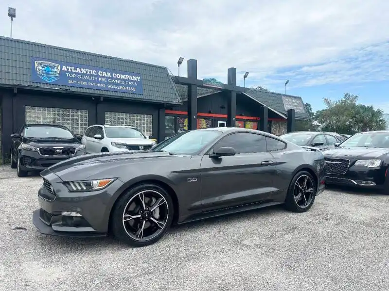 2017 Ford Mustang GT Coupe Premium's photo
