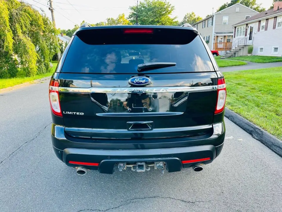 2012 Ford Explorer Limited photo 5