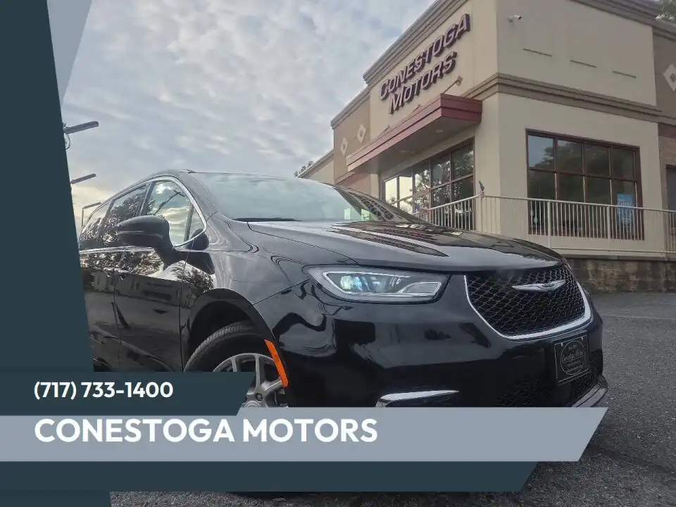 2025 Chrysler Pacifica Select's photo