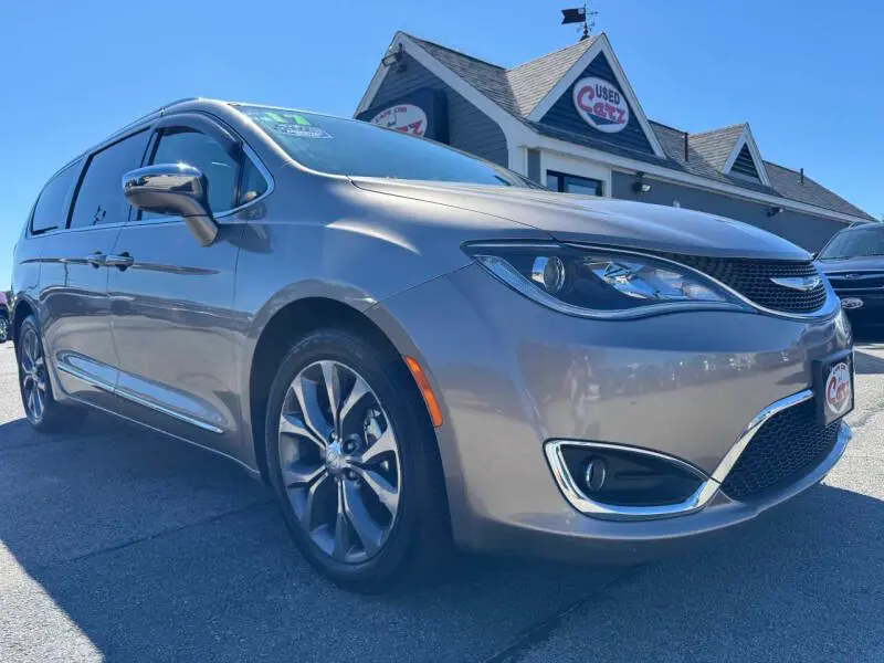 Vehicle Image 1