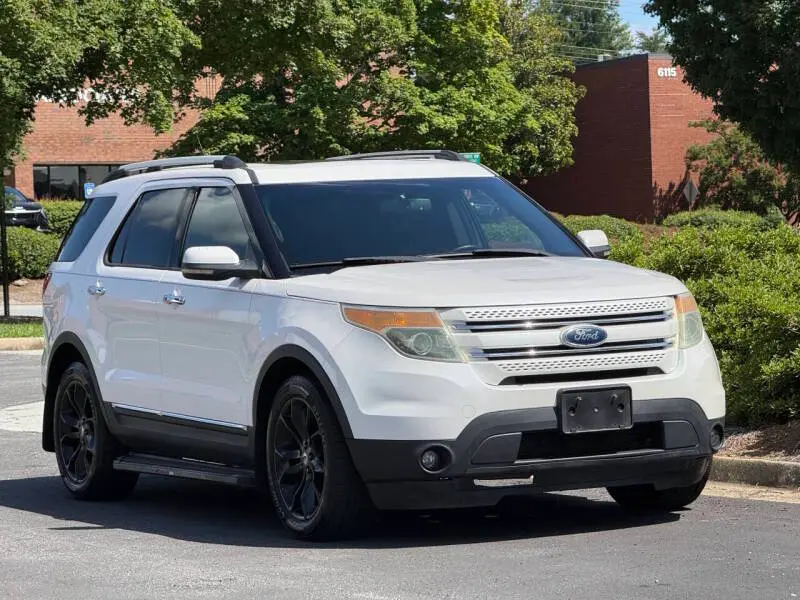 2011 Ford Explorer Limited 4x4 photo 3