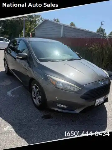 2016 Ford Focus 5 Door Hatch SE's photo