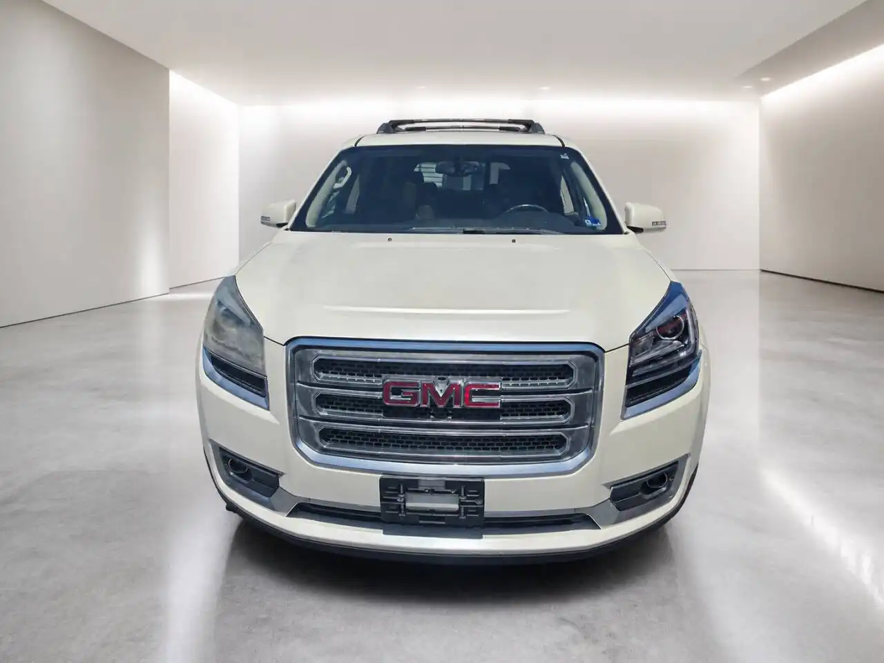 2013 GMC Acadia FWD SLT-2's photo