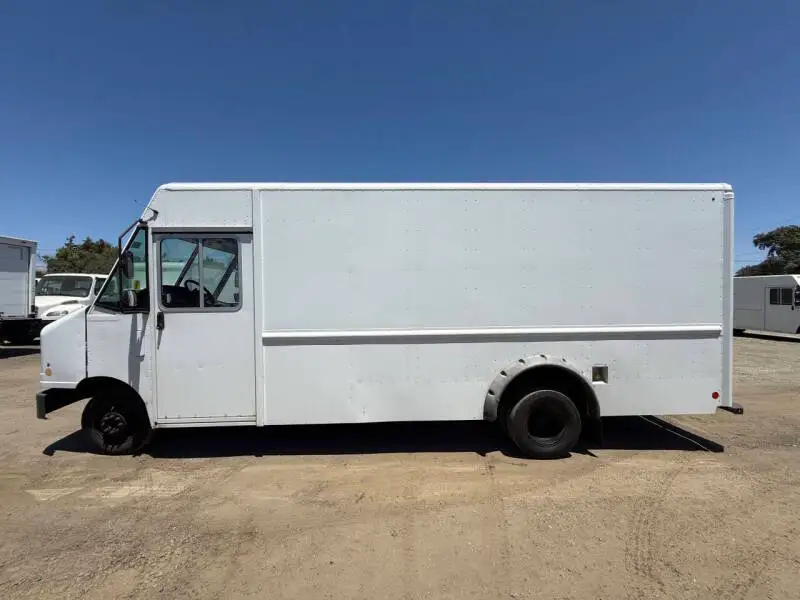 2013 Ford E-Series undefined photo 1