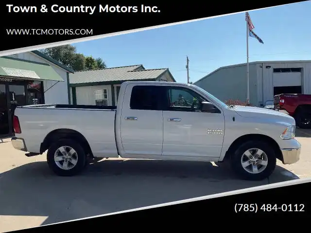 2017 RAM 1500 SLT Quad Cab 6'4's photo