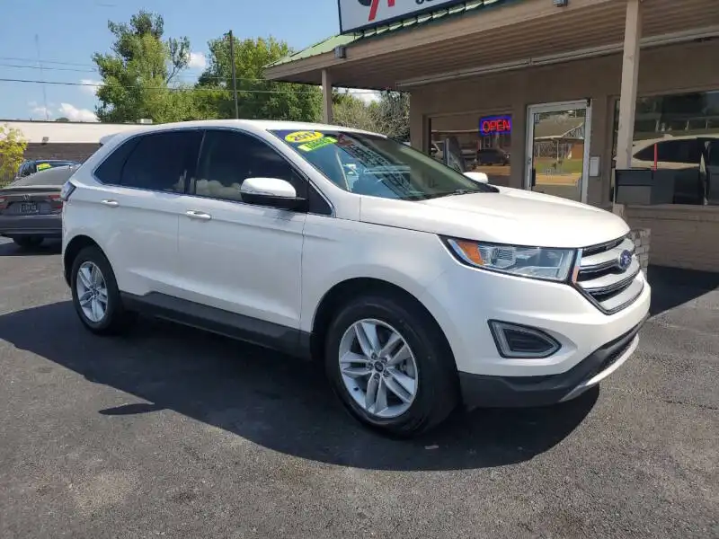2017 Ford Edge SEL AWD's photo