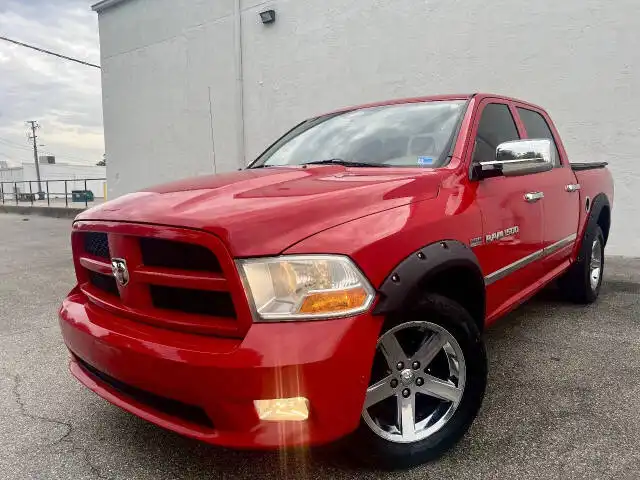 2012 RAM 1500 Express 4x4 Crew Cab's photo