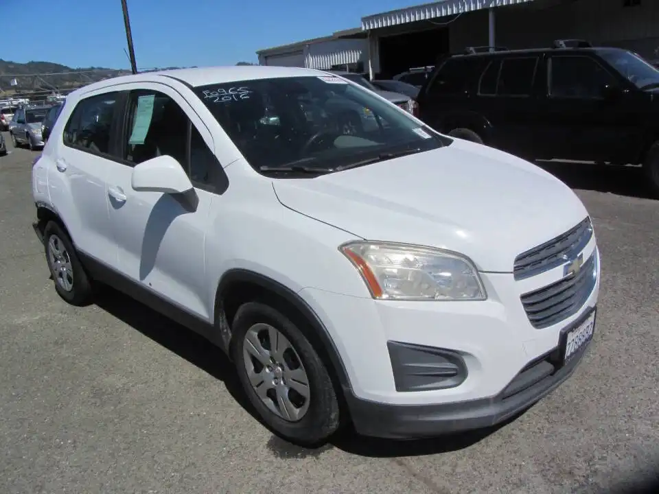 2016 Chevrolet Trax LS's photo