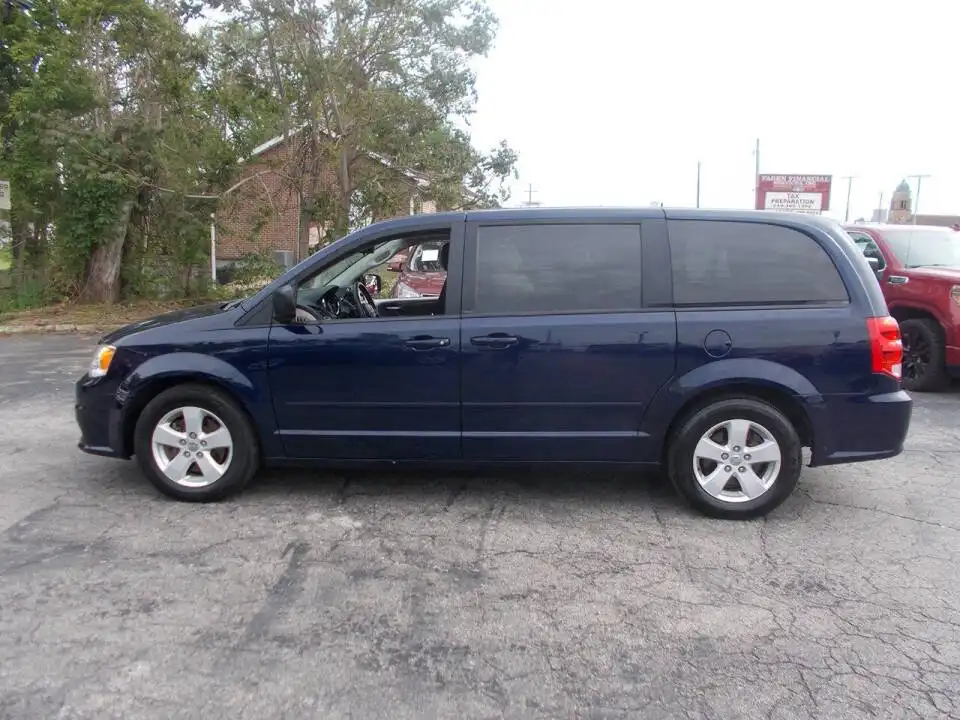 2013 Dodge Grand Caravan SE's photo