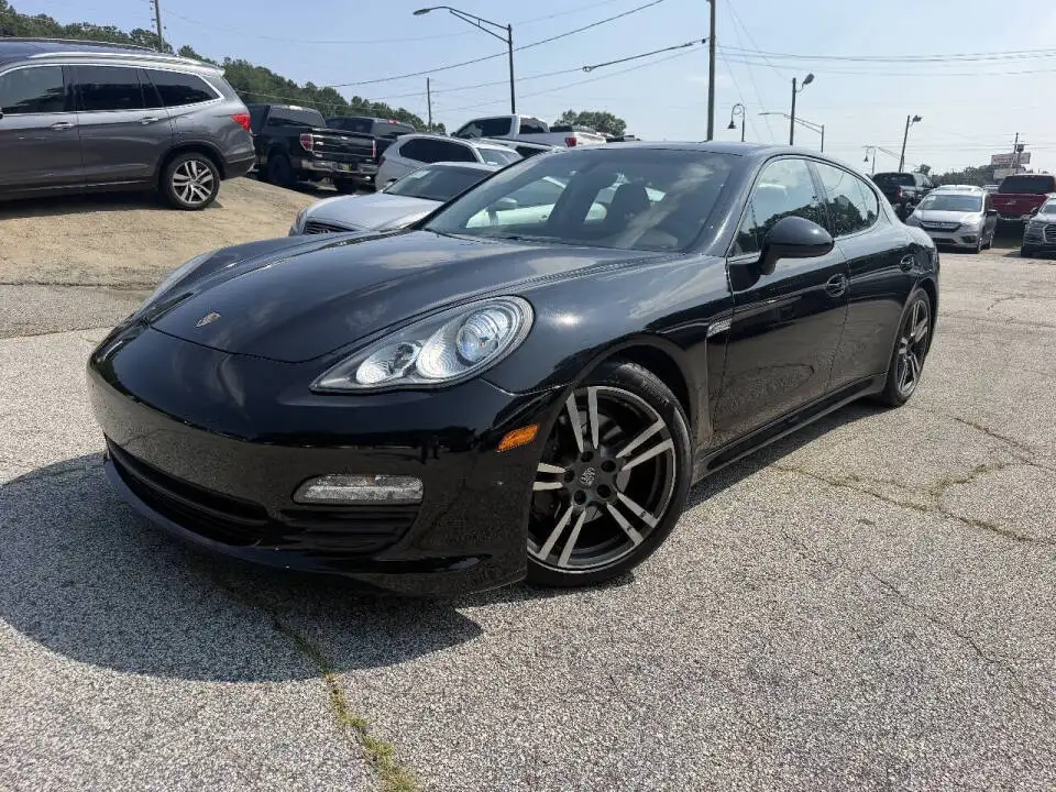2012 Porsche Panamera 4's photo