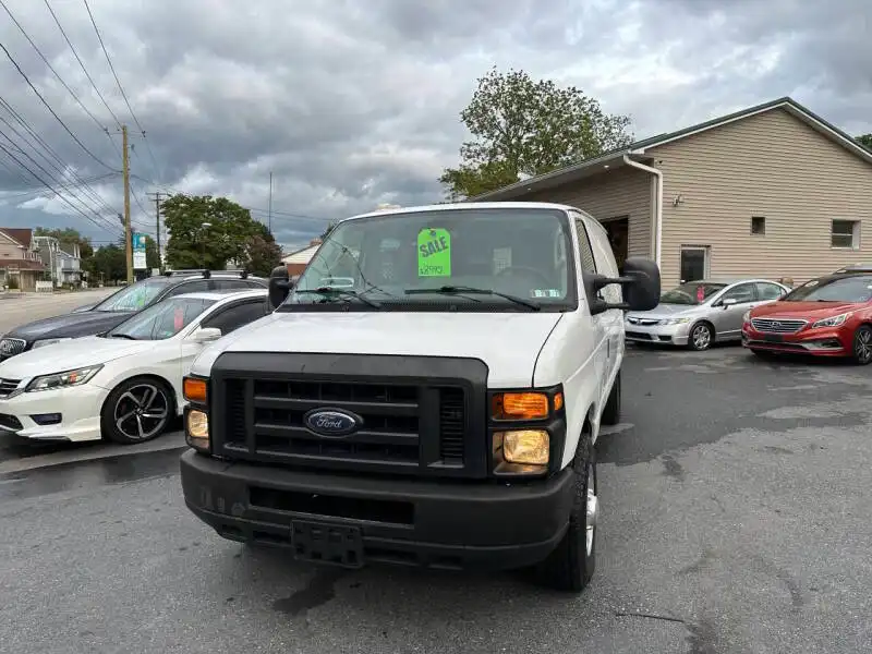 2011 Ford E-Series E-250 Van's photo
