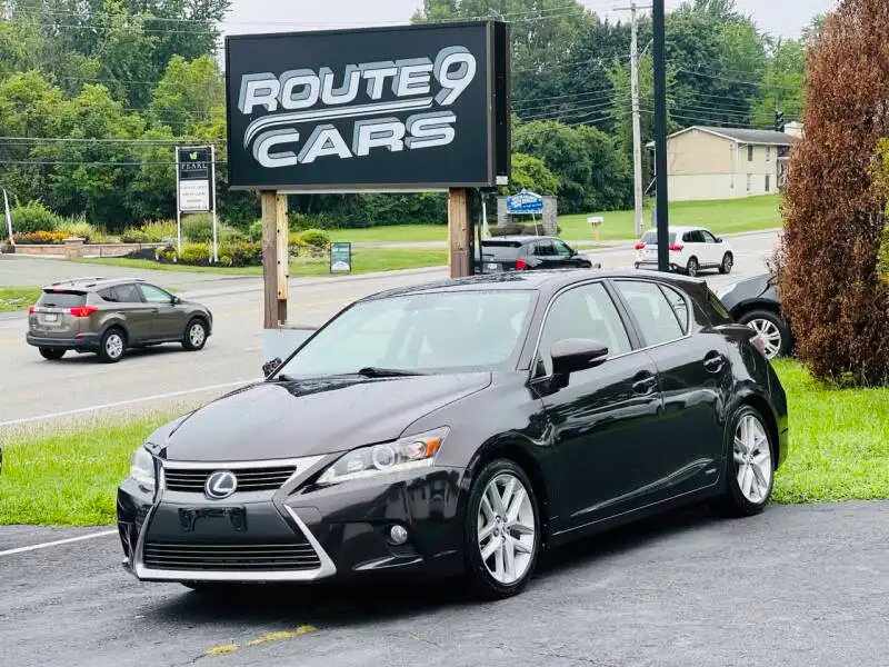 2015 Lexus CT 200h 200h's photo