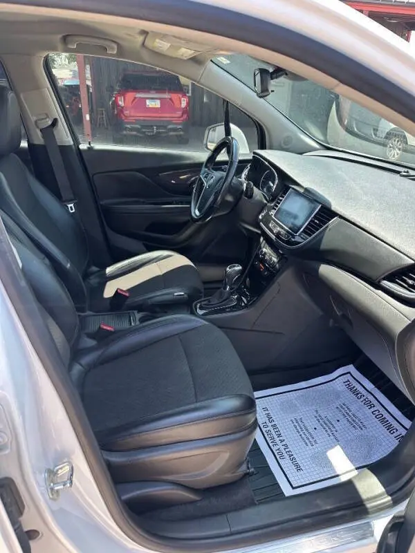 2019 Buick Encore Preferred AWD photo 4