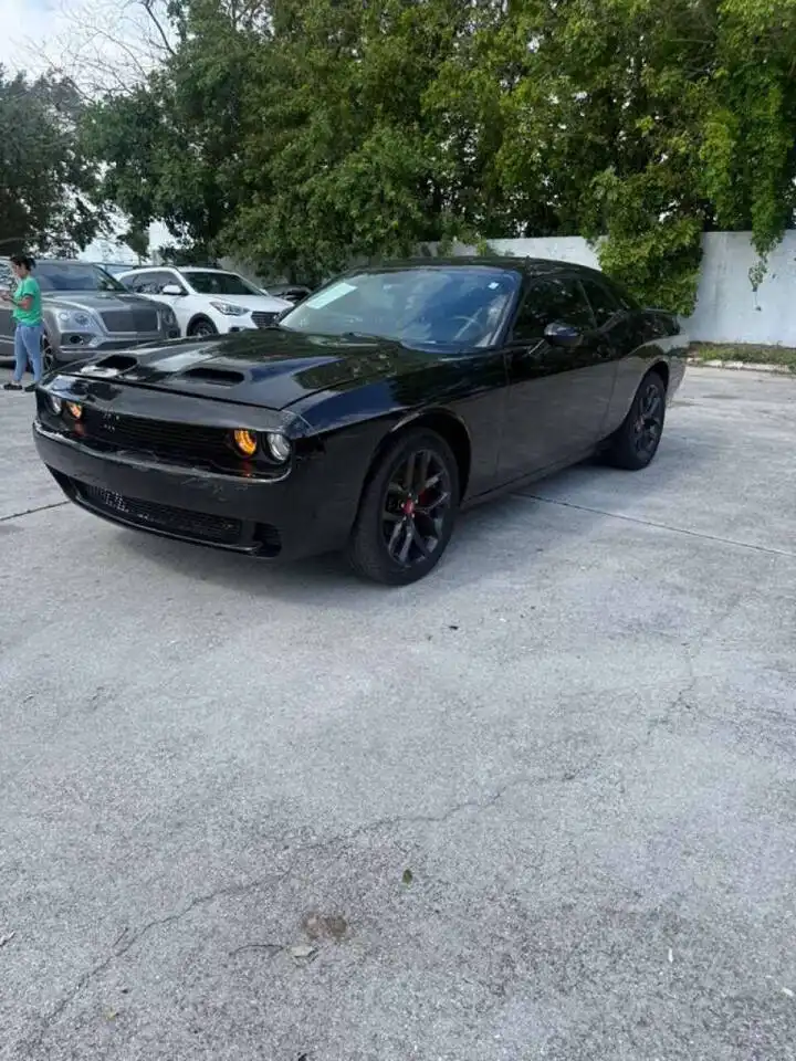 2021 Dodge Challenger SXT Auto's photo