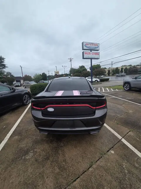 2021 Dodge Charger SXT photo 4