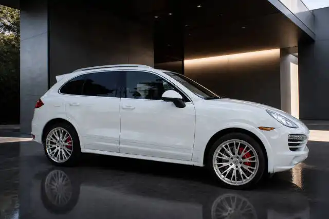 2012 Porsche Cayenne Tiptronic's photo
