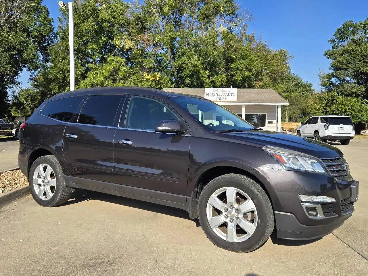 2017 Chevrolet Traverse 1LT FWD's photo