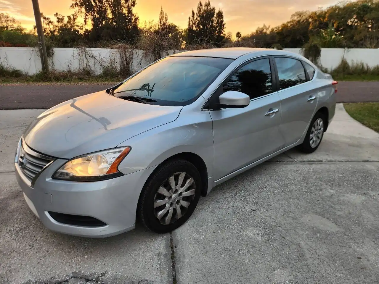 2015 Nissan Sentra S CVT's photo
