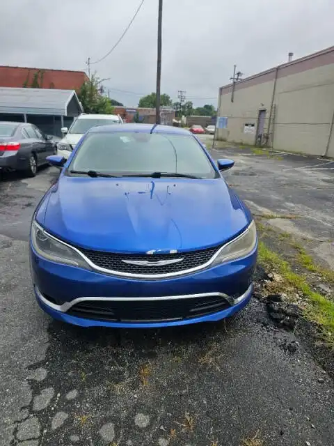 2015 Chrysler 200 C's photo