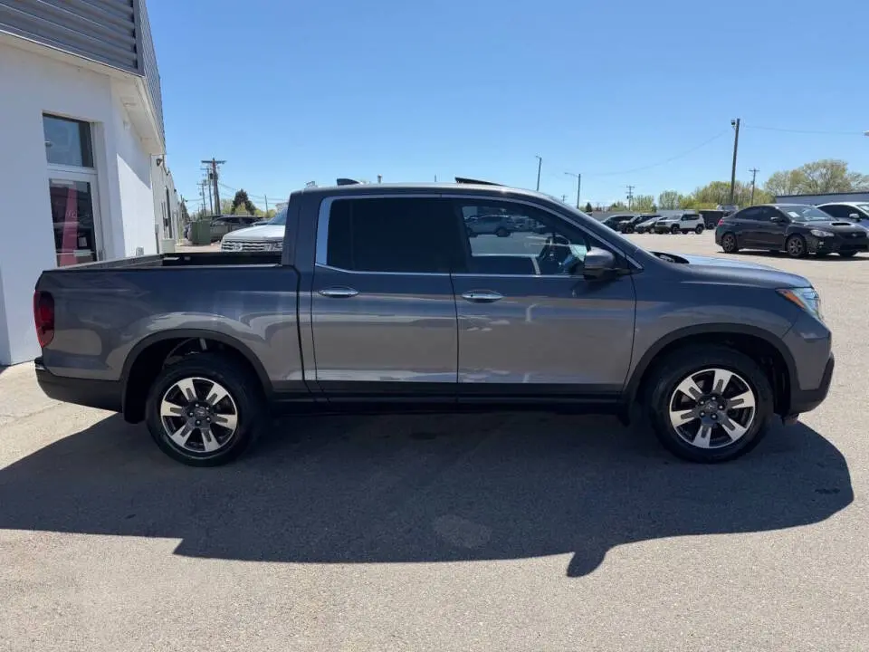 2019 Honda Ridgeline RTL-E AWD photo 5