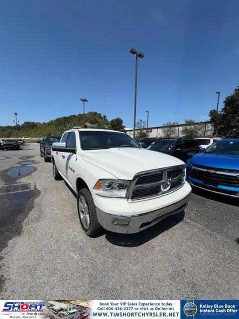 2009 Dodge Ram 1500 SLT 4WD Crew Cab's photo