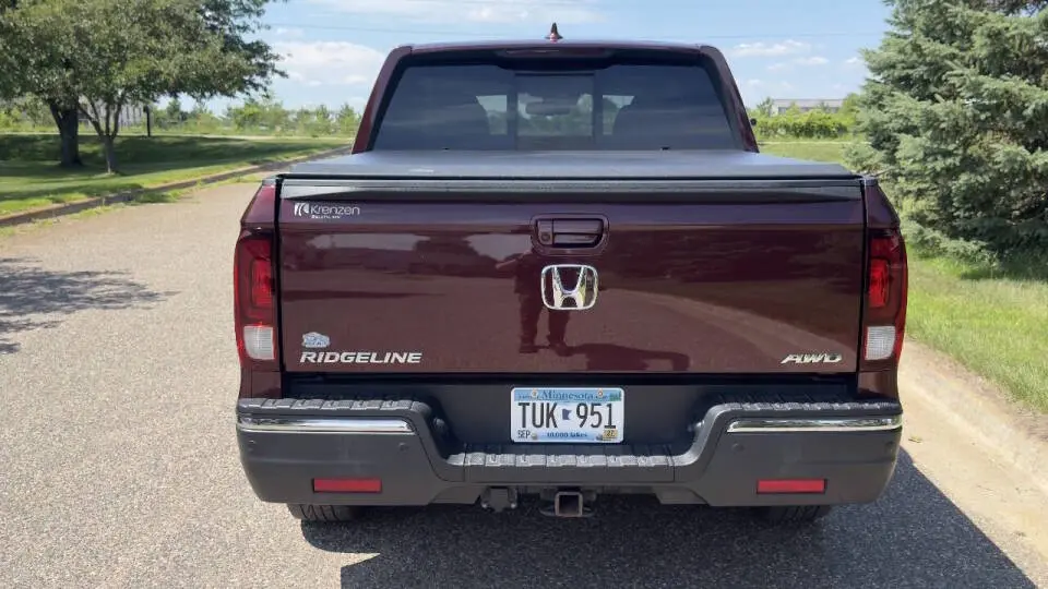 2019 Honda Ridgeline RTL-E AWD photo 4