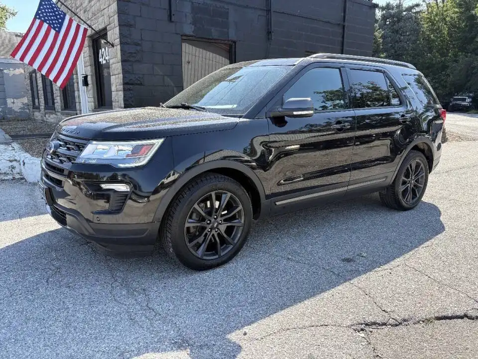 2019 Ford Explorer XLT 4WD's photo