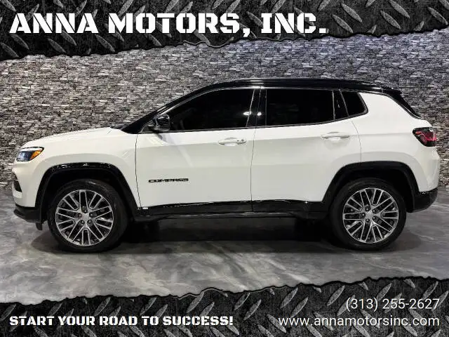 2023 Jeep Compass Limited 4X4's photo