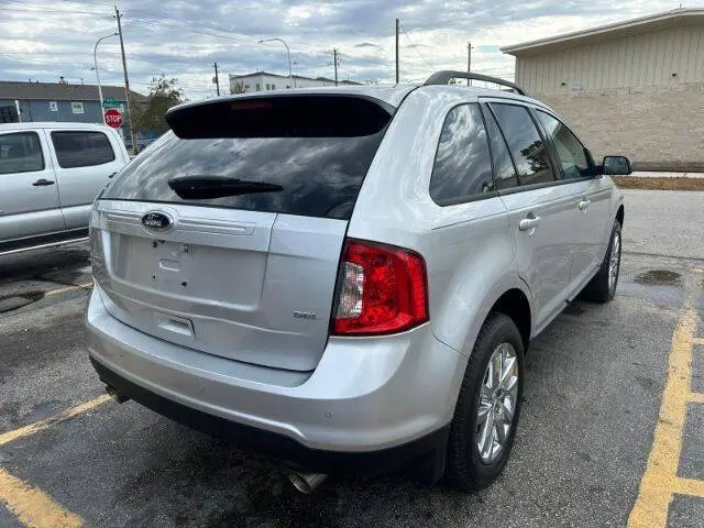 2014 Ford Edge SEL photo 3