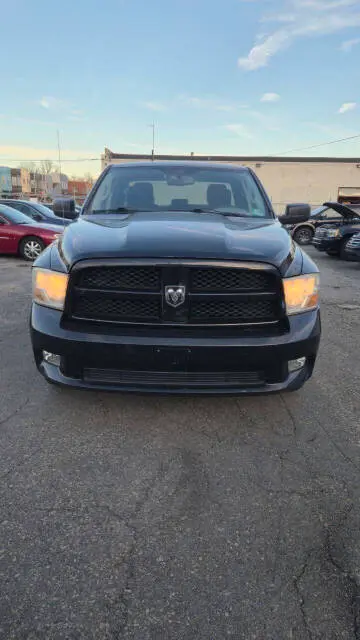 2012 RAM 1500 Express Quad Cab photo 3
