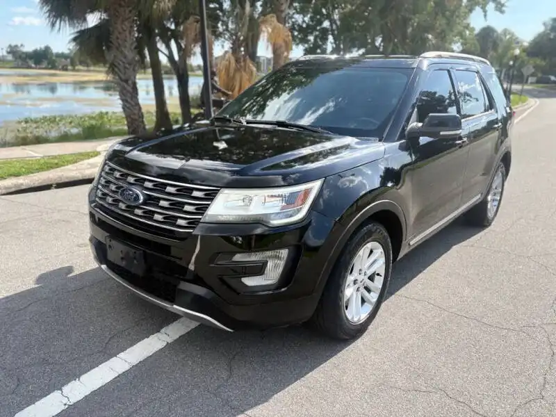 2017 Ford Explorer XLT FWD's photo
