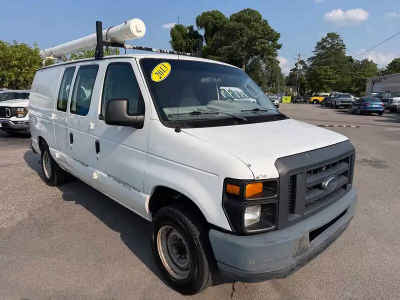 2013 Ford E-Series E-150 Van's photo