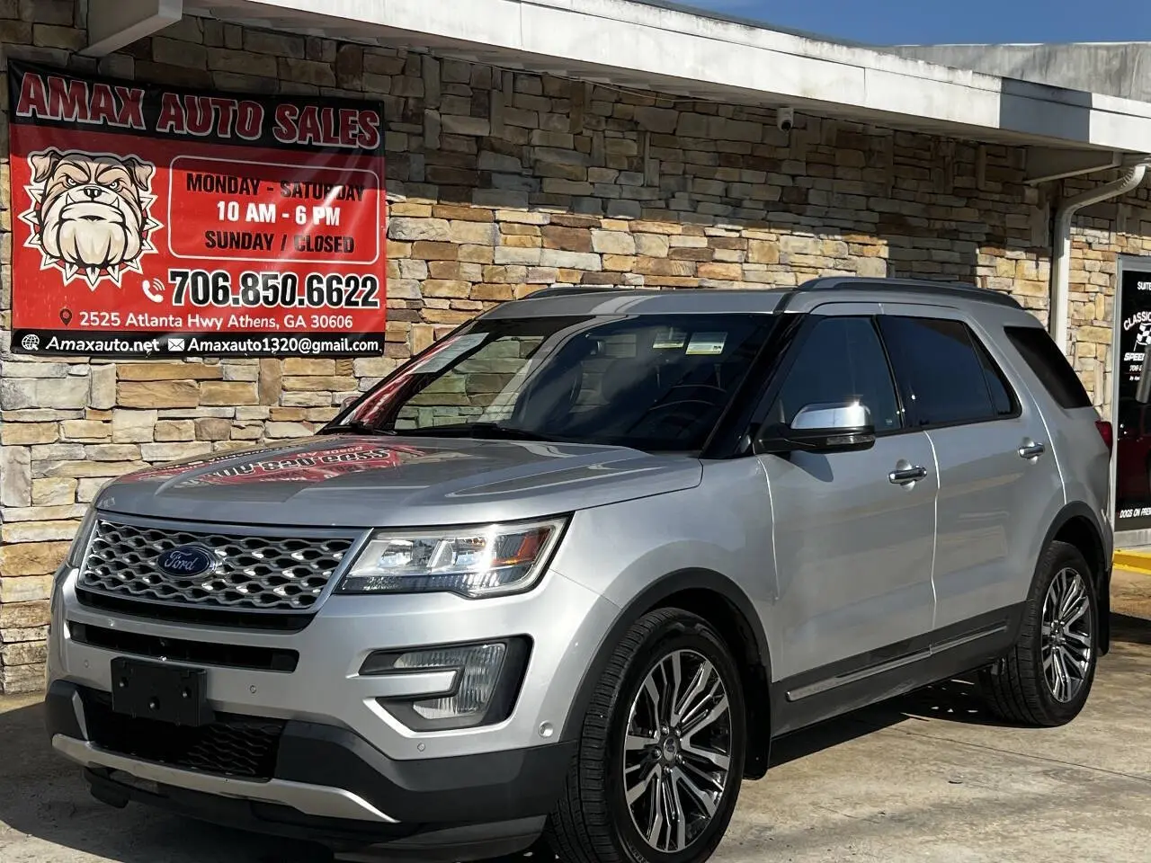 Vehicle Image 2