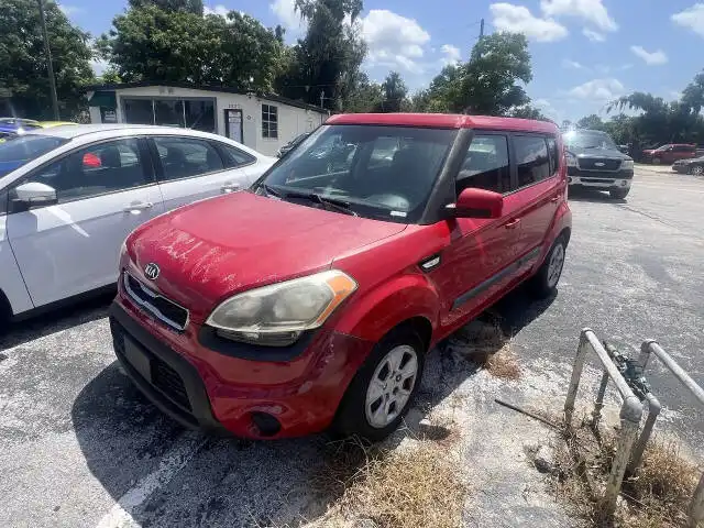 2013 Kia Soul 1.6L Base's photo