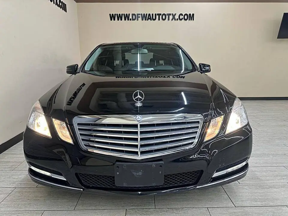 2013 Mercedes-Benz E-Class E350 BlueTEC Luxury photo 3