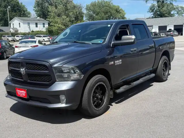 2017 RAM 1500 Express 4x4 Crew Cab 5'7's photo