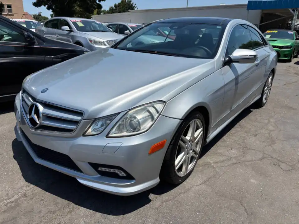 2010 Mercedes-Benz E-Class E550's photo