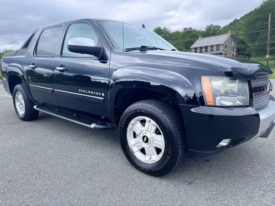 2008 Chevrolet Avalanche 4WD Avalanche LTZ's photo