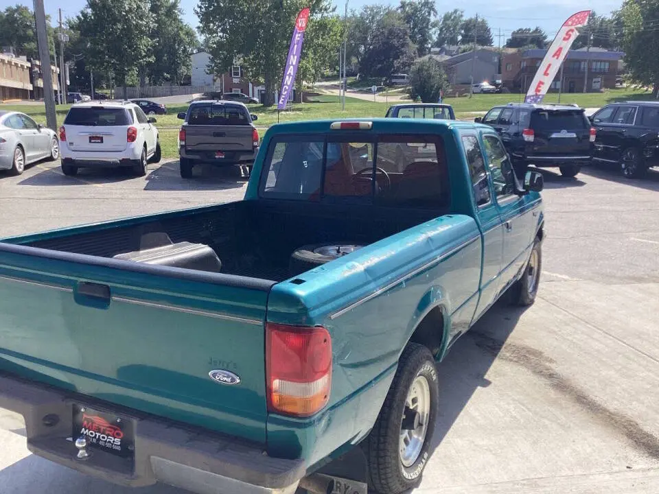 1994 Ford Ranger XL photo 5