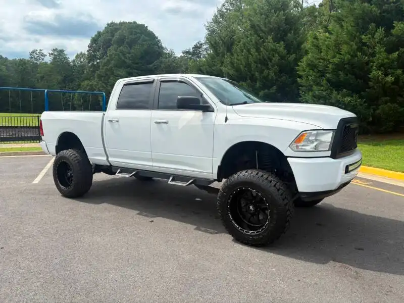 2016 RAM 2500 SLT 4X4 Crew Cab SWB's photo