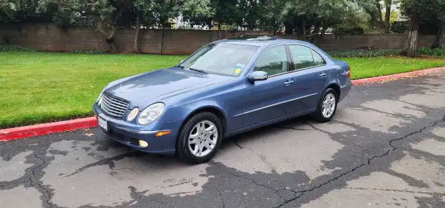 2003 Mercedes-Benz E-Class E320's photo